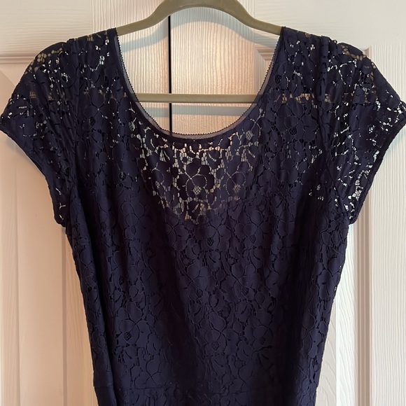 WHBM lace dress. Navy blue. Size 14. Great for a wedding or out to dinner! - Picture 3 of 6